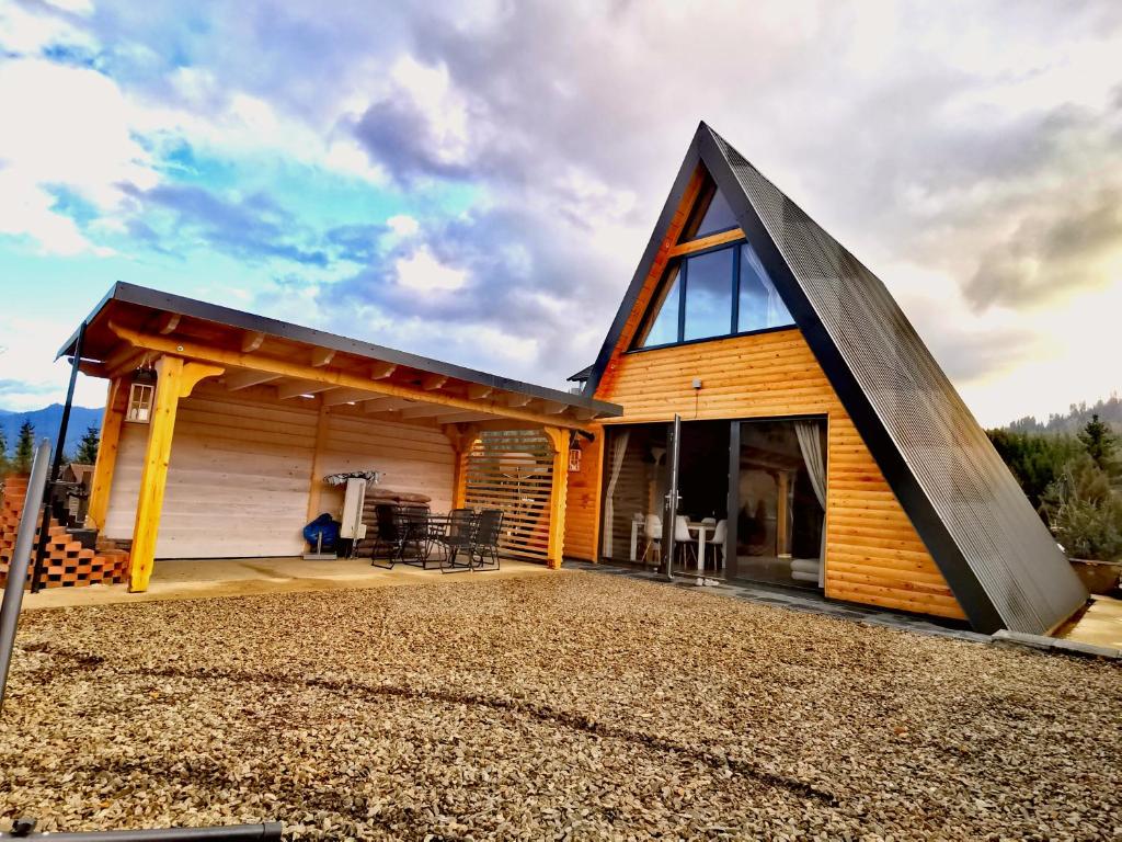 Tana dell Lupo preview